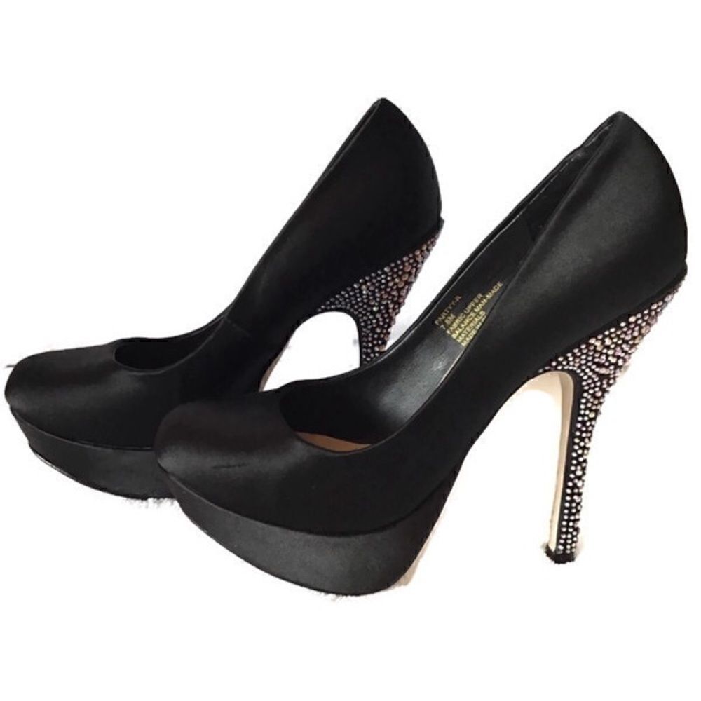 Steve Madden Partyy-R Platform Rhinestone Pumps